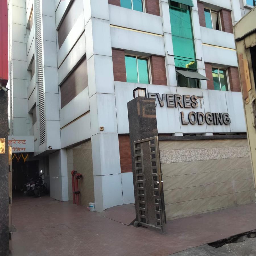 Hotel Everest Lodging Navi Mumbai Exterior photo